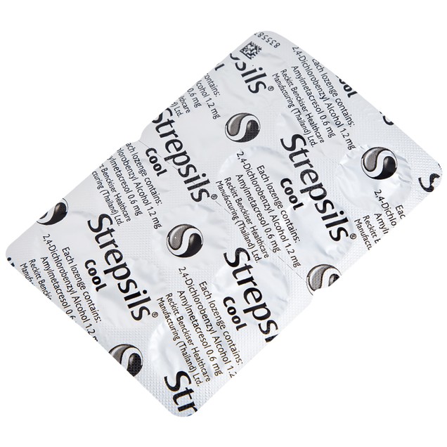 Viên ngậm Strepsils Cool Reckitt Benckiser điều trị viêm họng (2 vỉ x 12 viên)