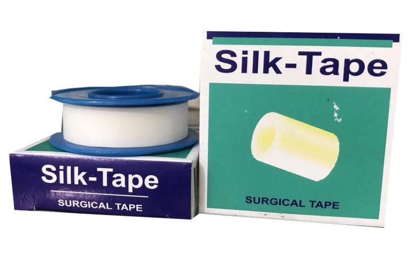 Băng dính y tế Silk-tape 1,25cm x 4m Thanh Bình (Hộp 12 cuộn) (cuộn)