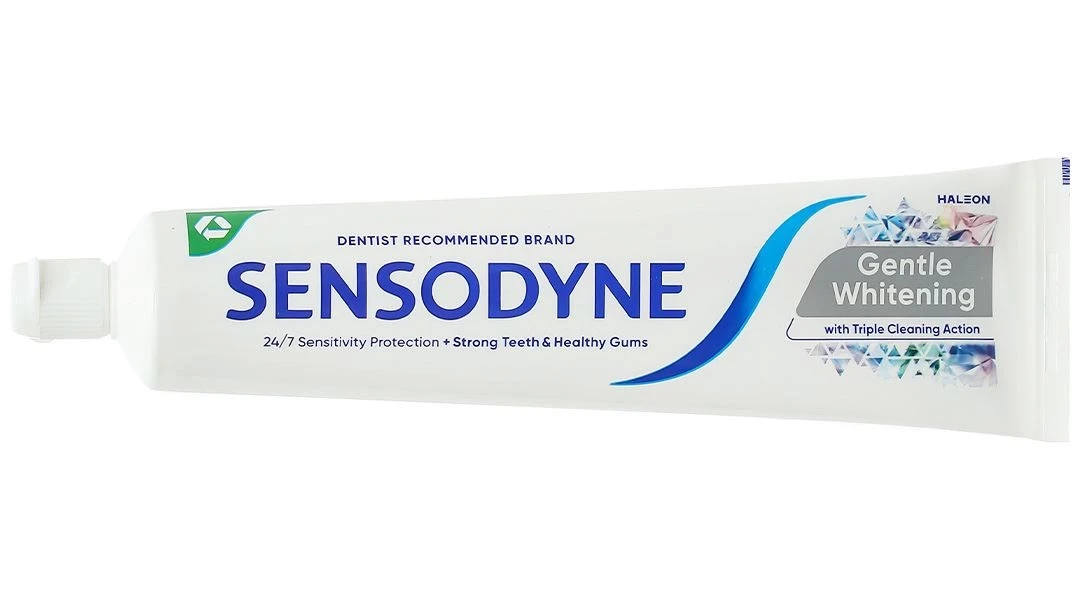 Kem đánh răng Sensodyne Gentle Whitening giúp làm trắng răng tuýp 160g